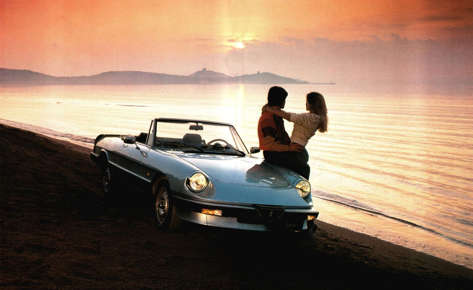 Alfa Romeo Spider Brochure cut